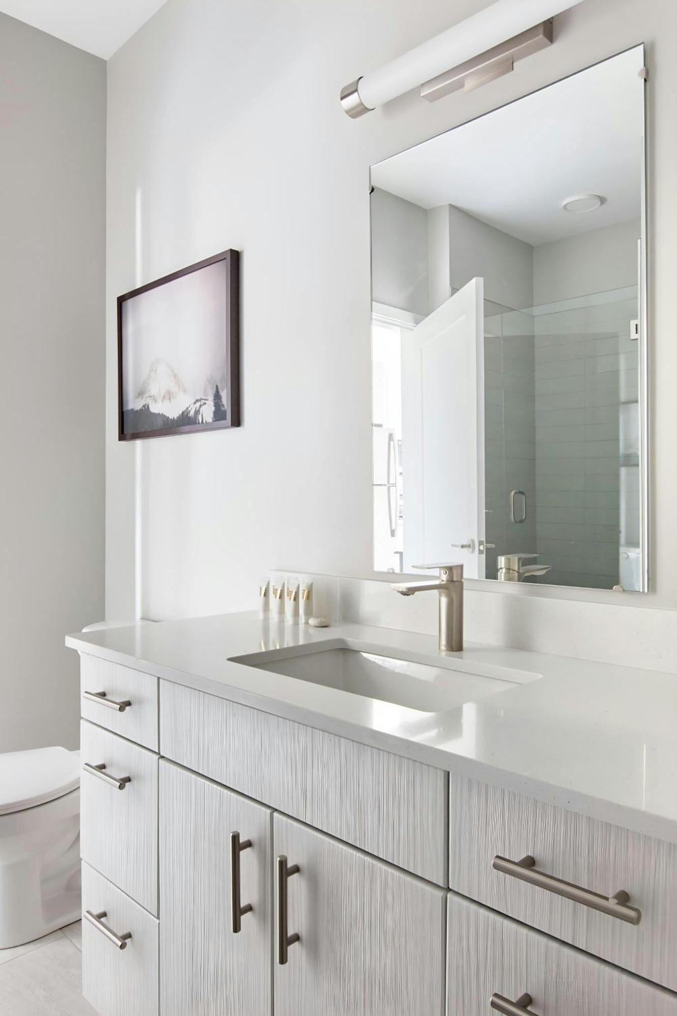 Sonder Belcourt 4*