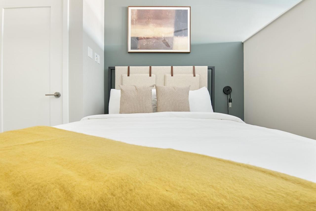 Sonder Belcourt 4*